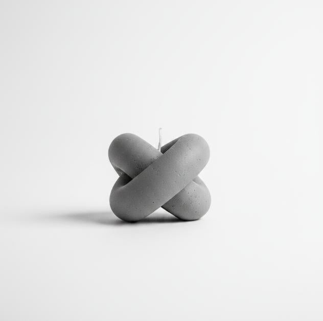 Gray Sculptural Knot Candle